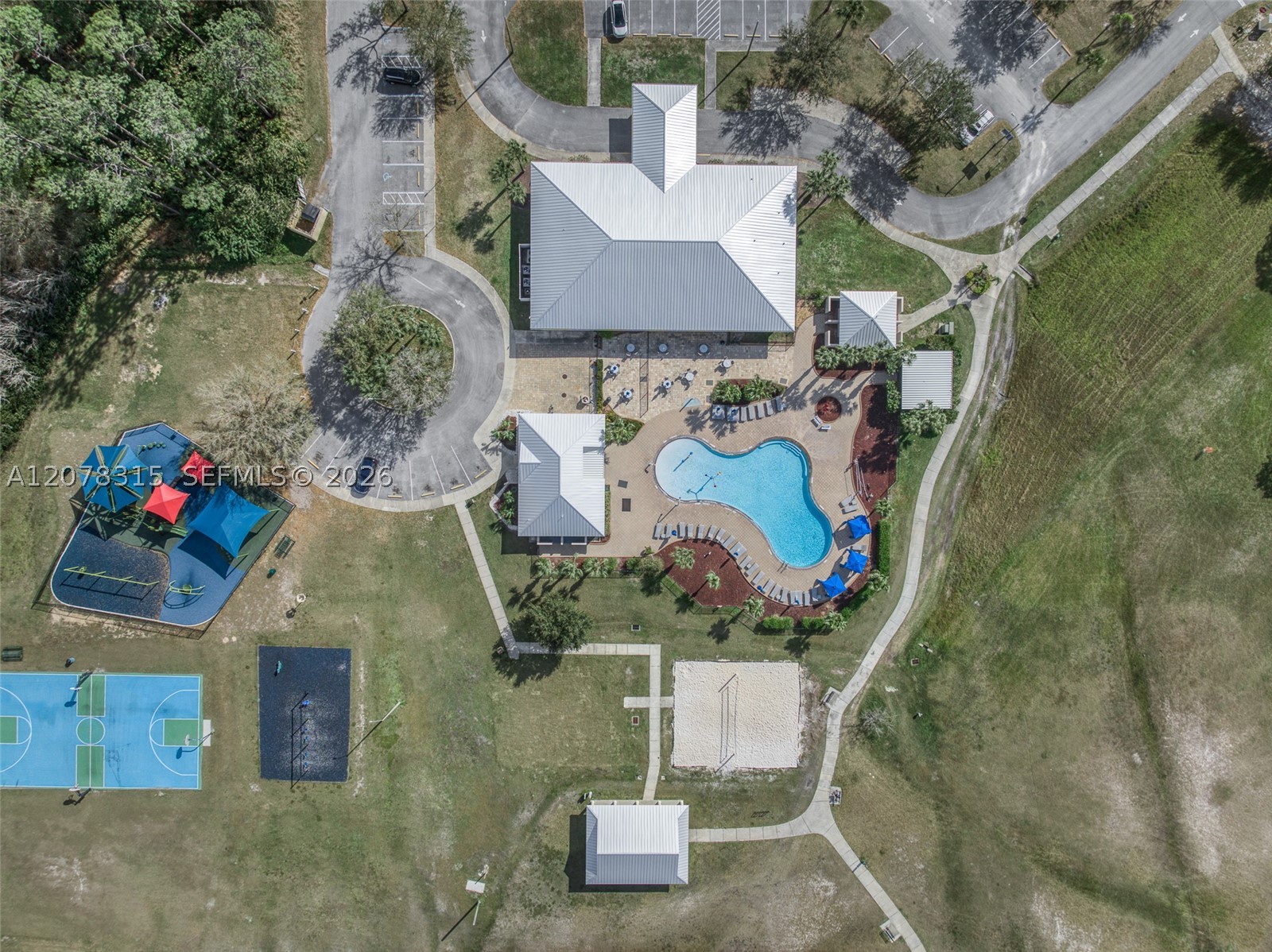 main property photo 81