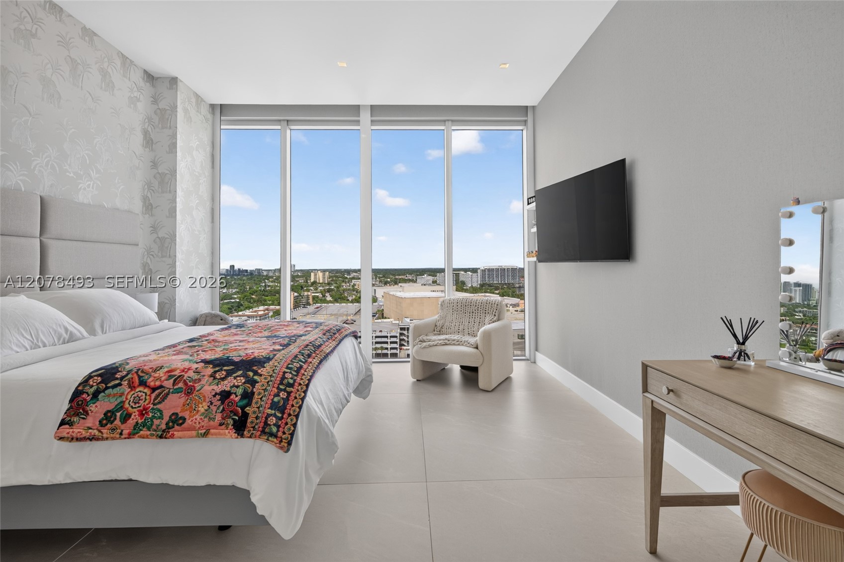 main property photo 67