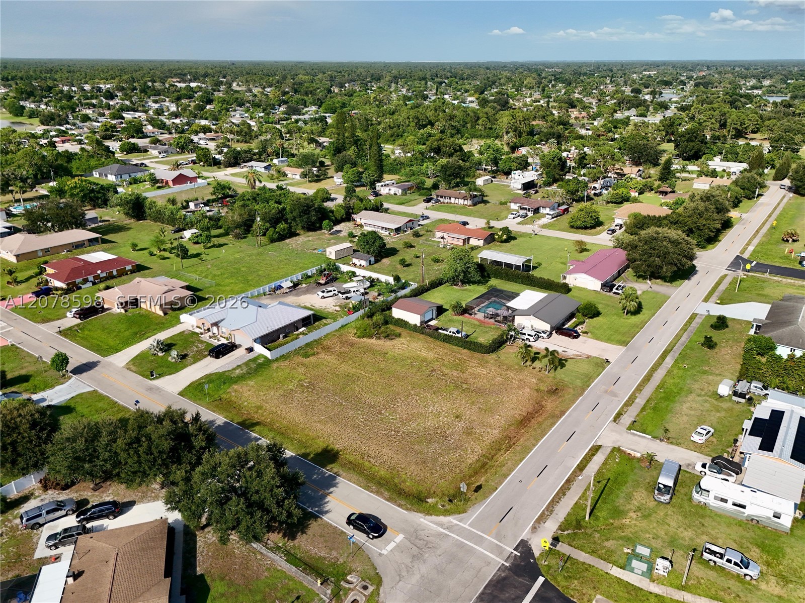 main property photo 22
