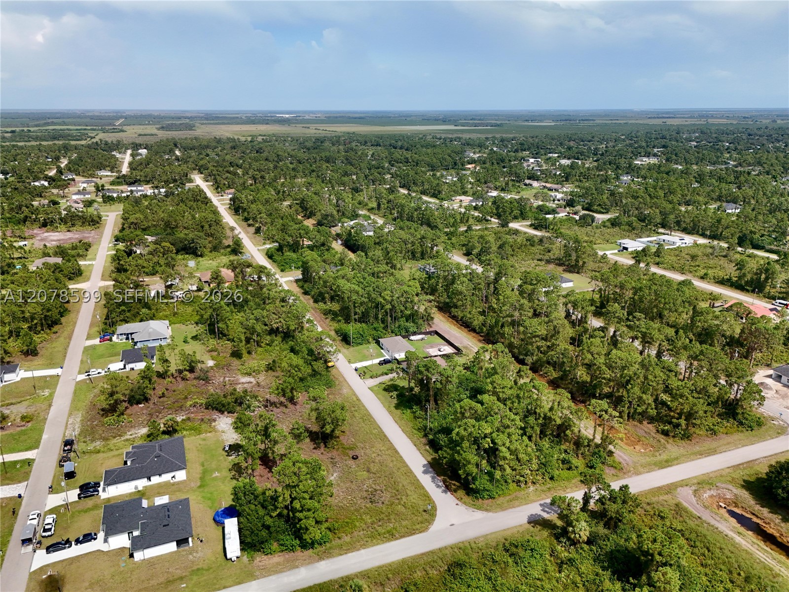 main property photo 41