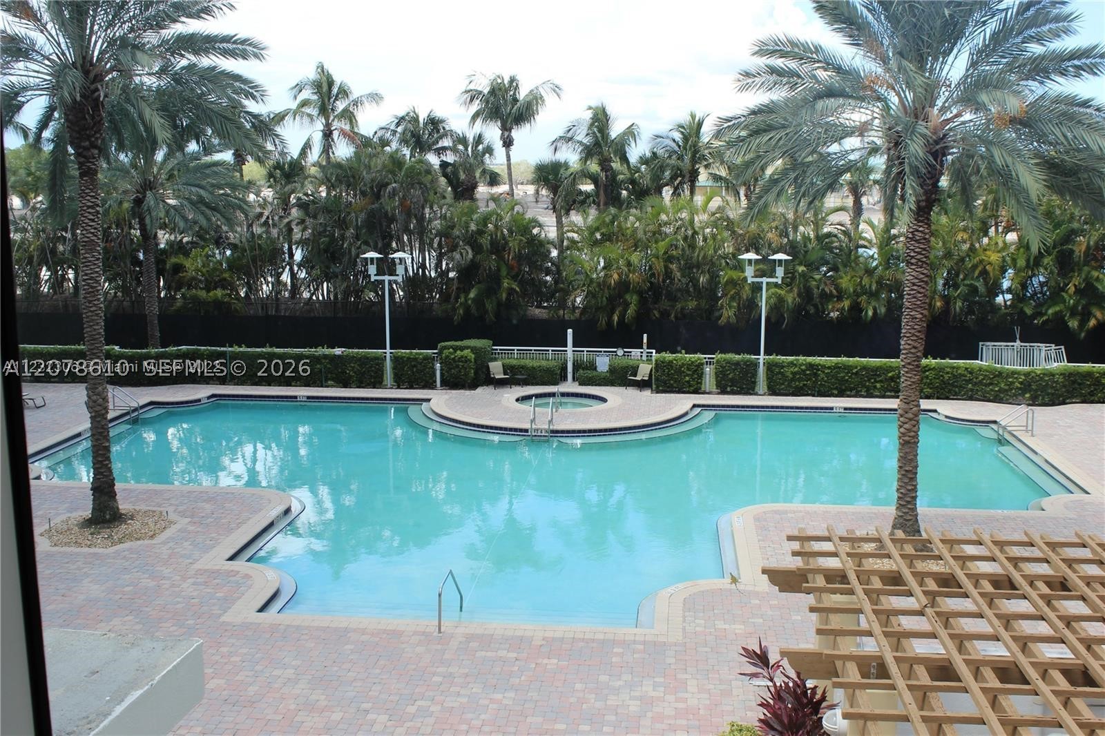 main property photo 26