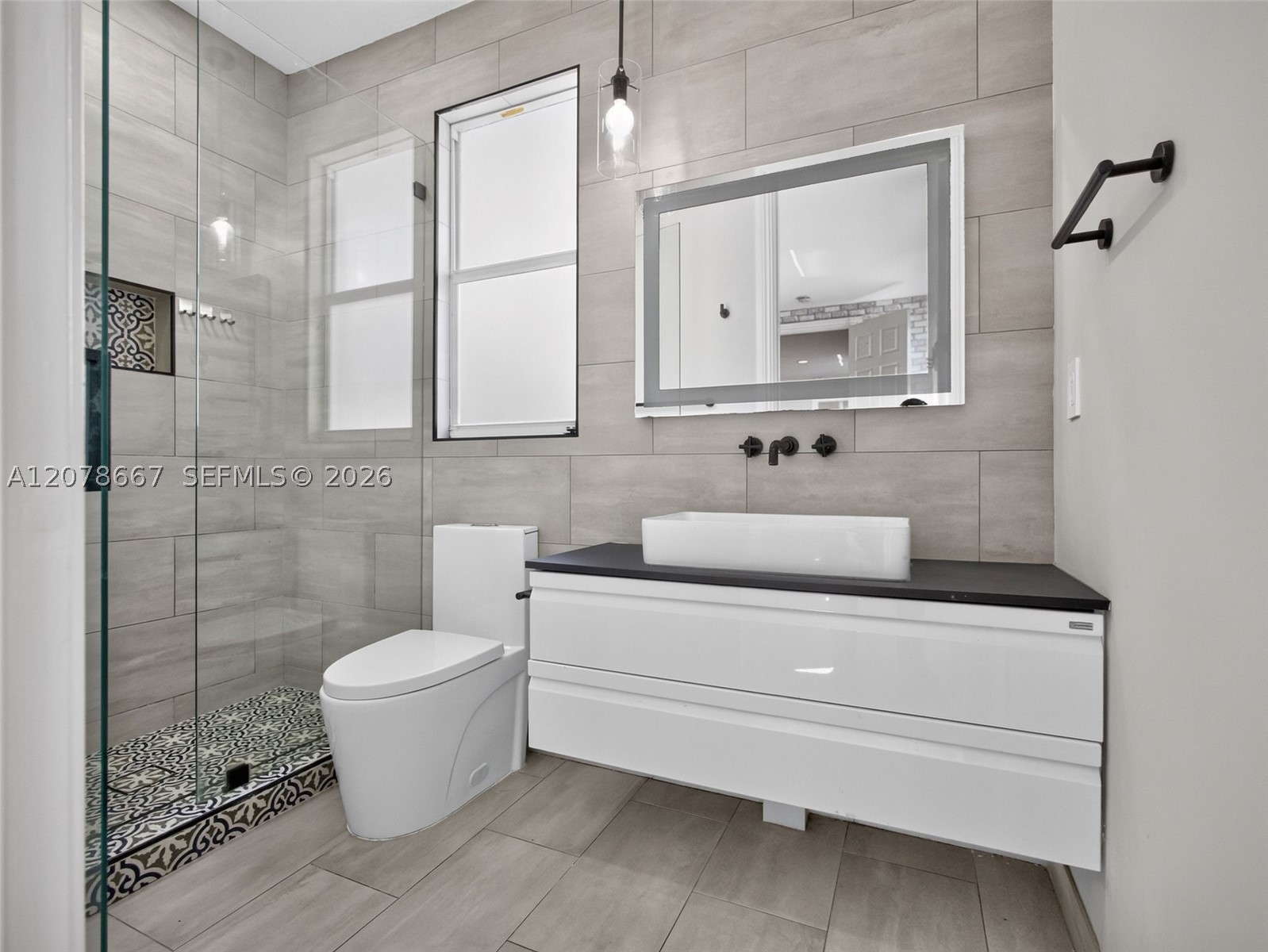 main property photo 87