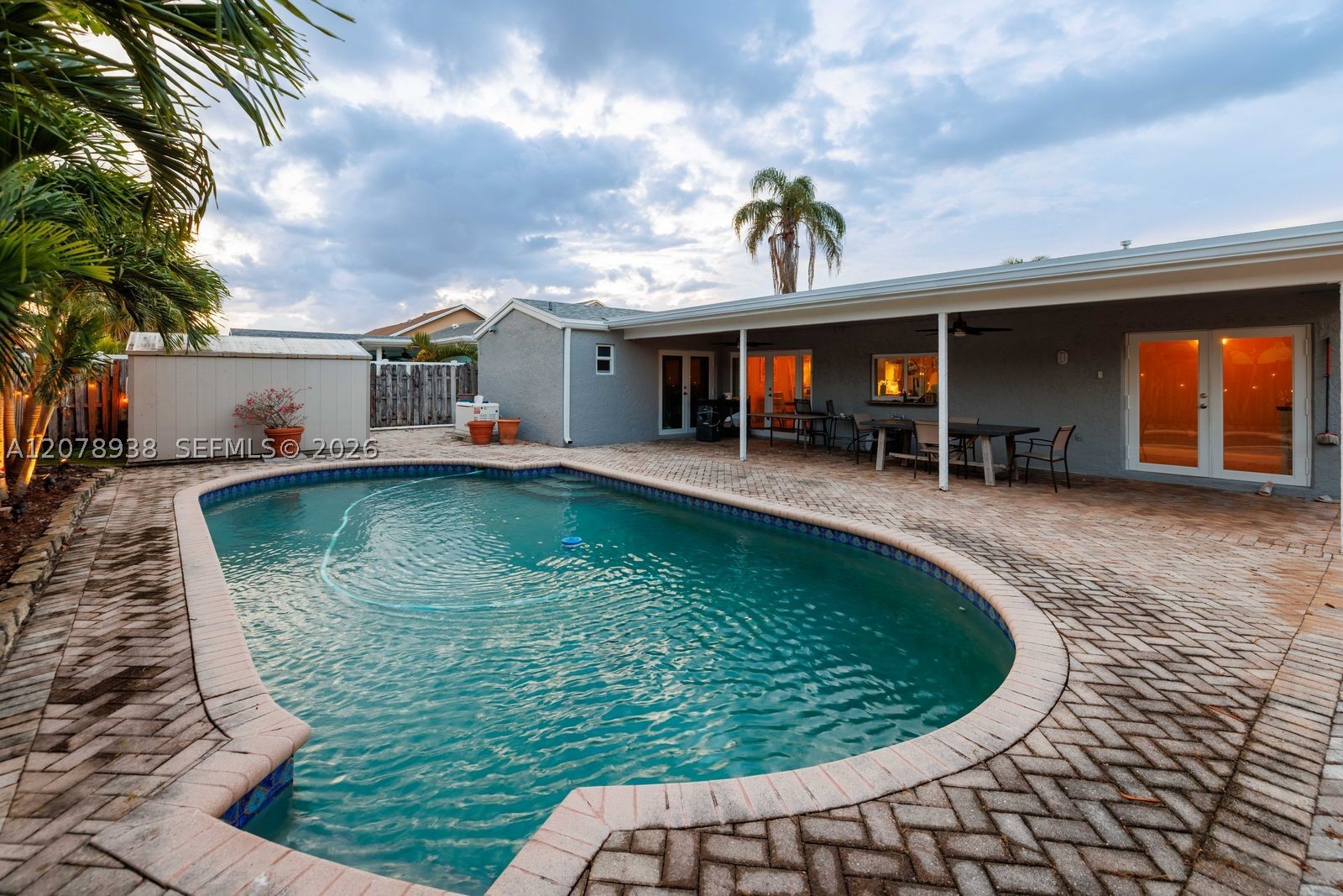 main property photo 21