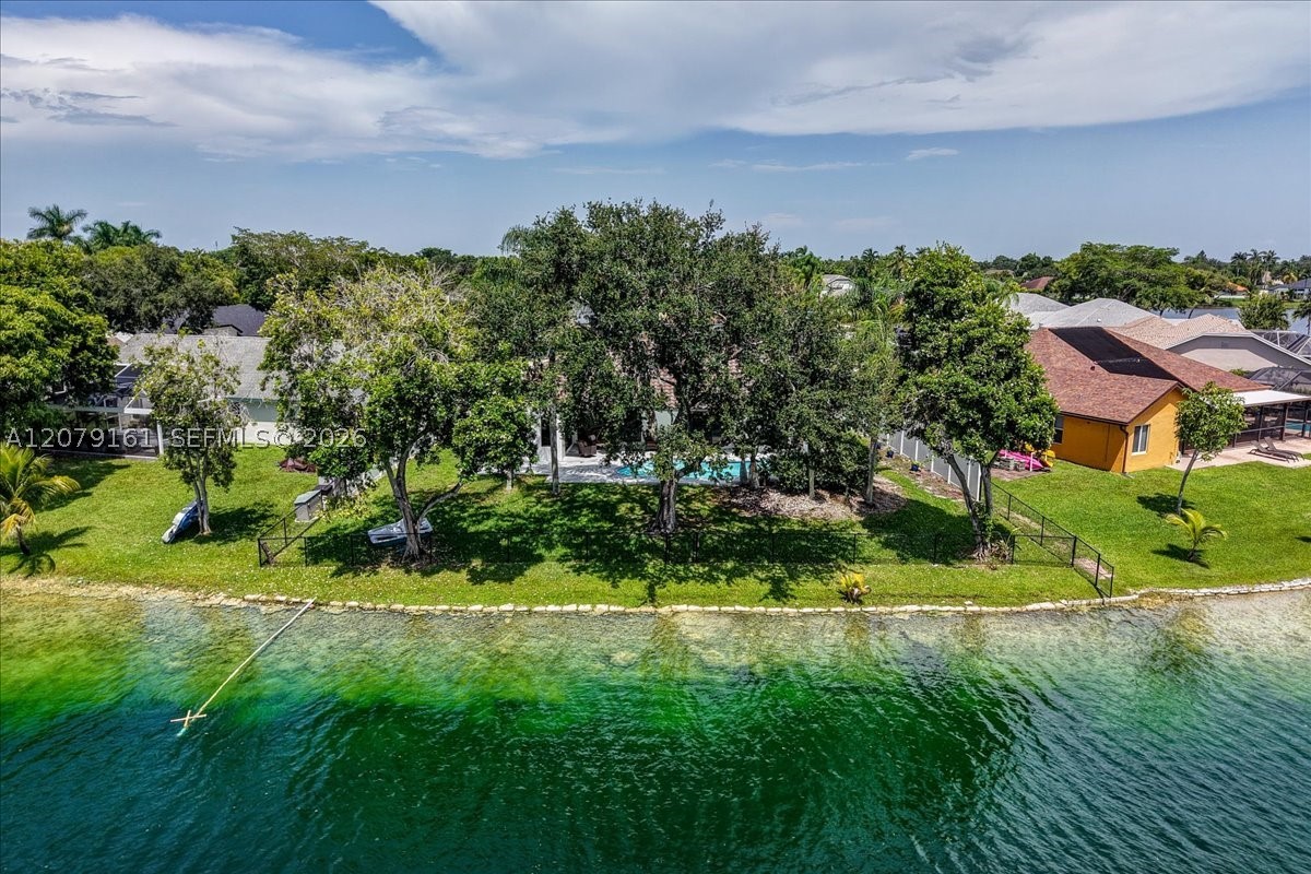 main property photo 51