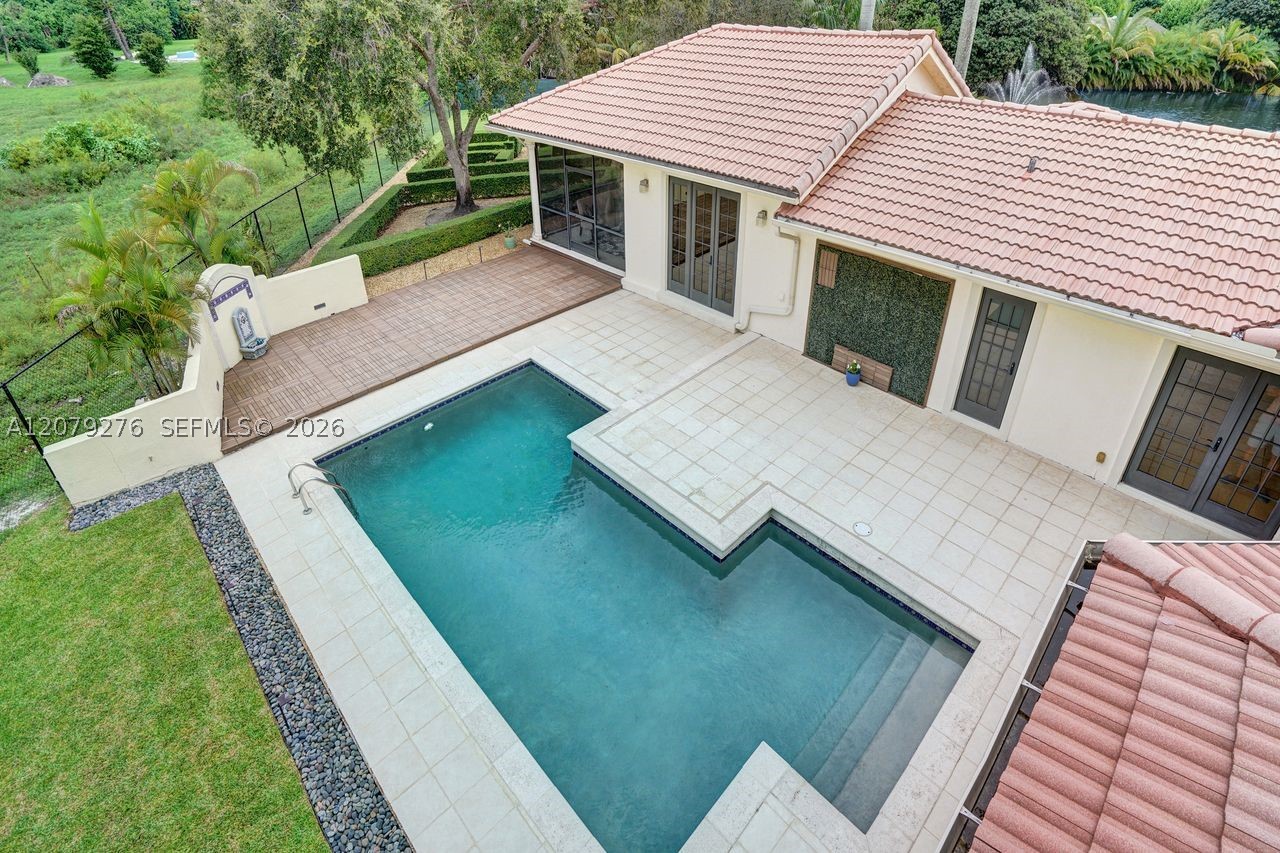 main property photo 51