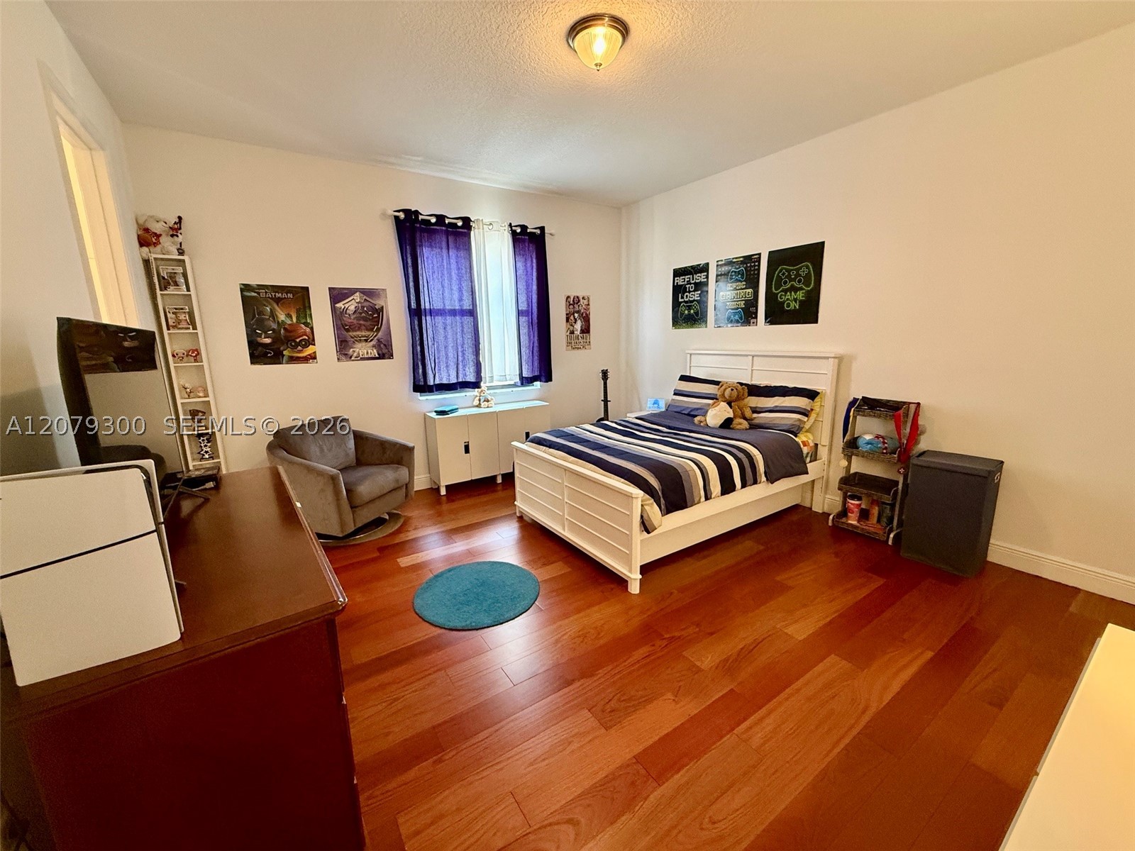 main property photo 17