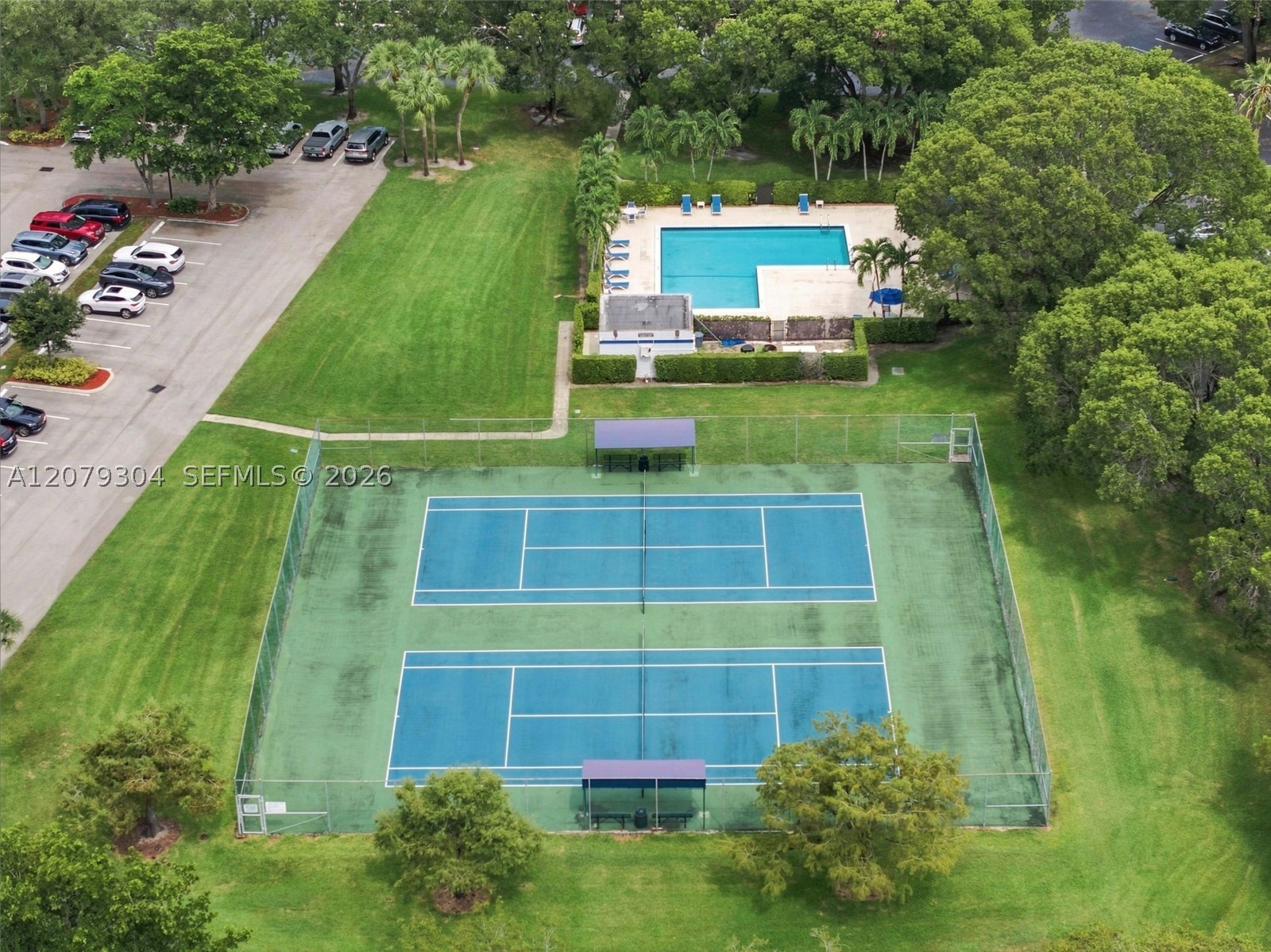 main property photo 30