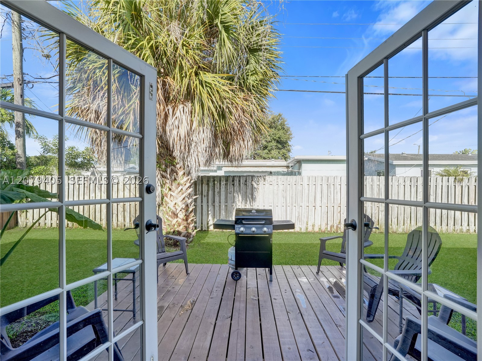 main property photo 18