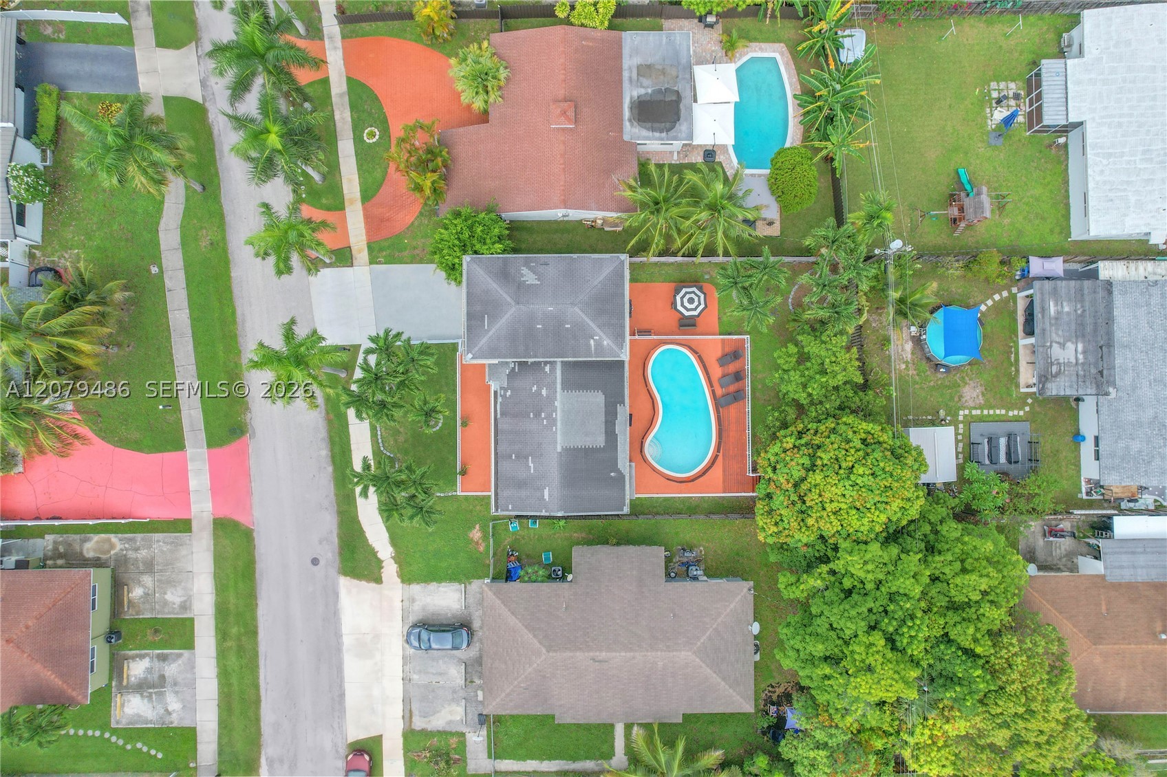 main property photo 34