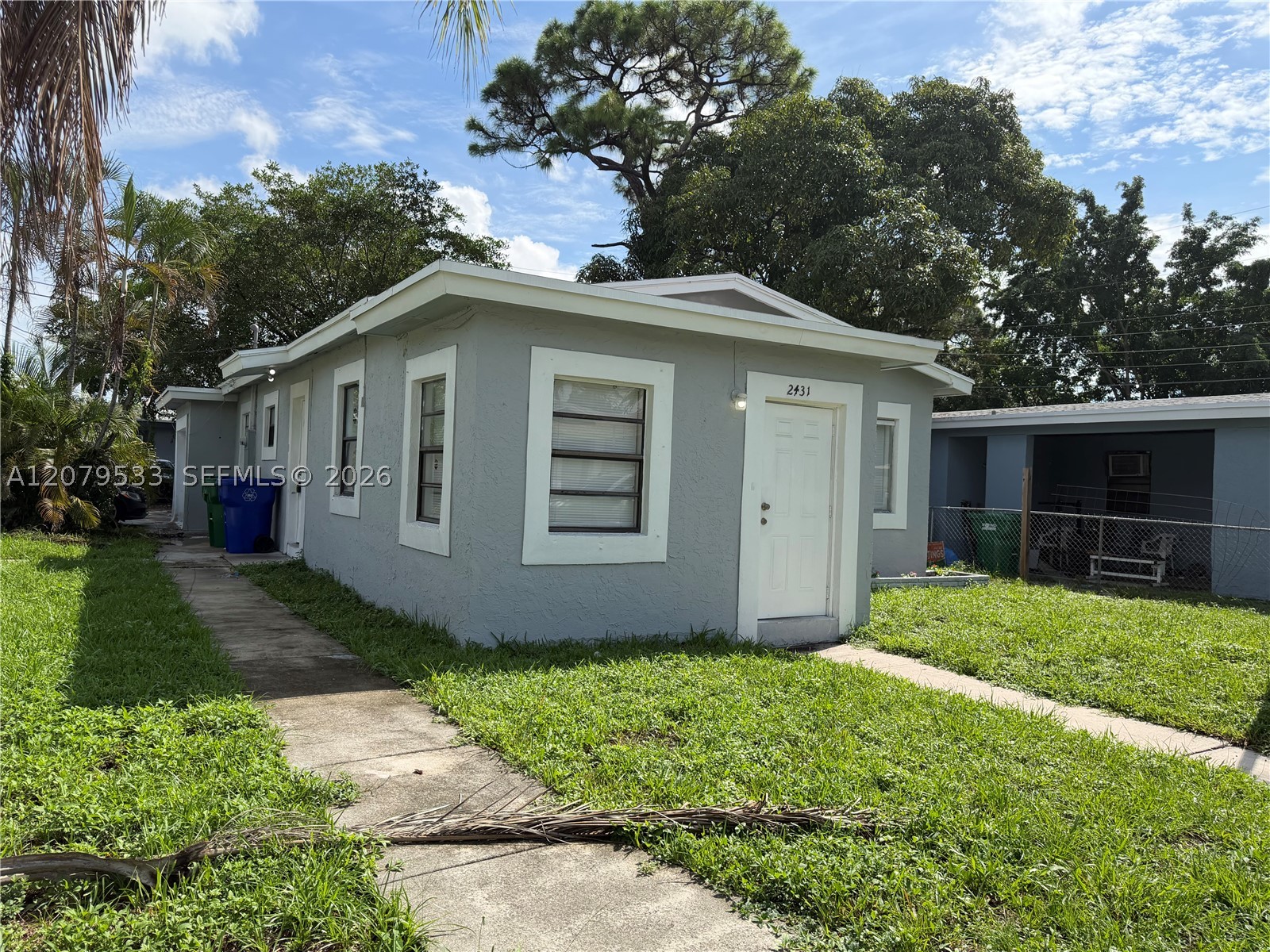 main property photo 27