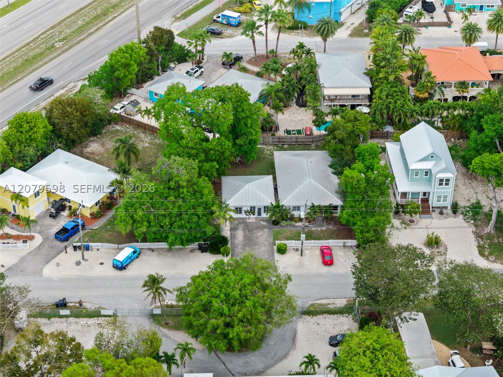 main property photo 21