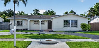 image of property with 4 Bed | 2 Bath | 1,656 Sqft