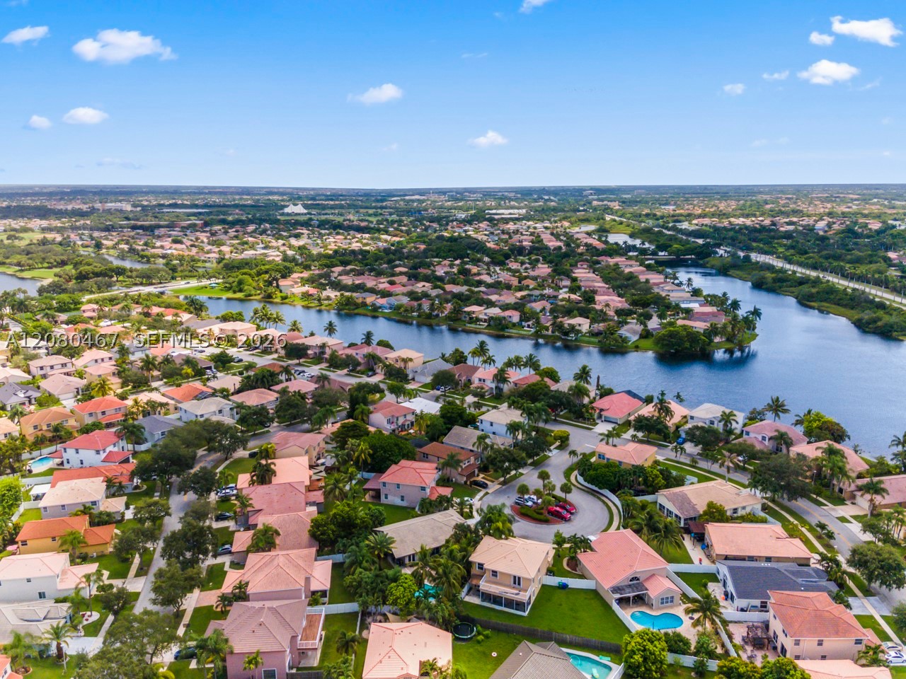 main property photo 25