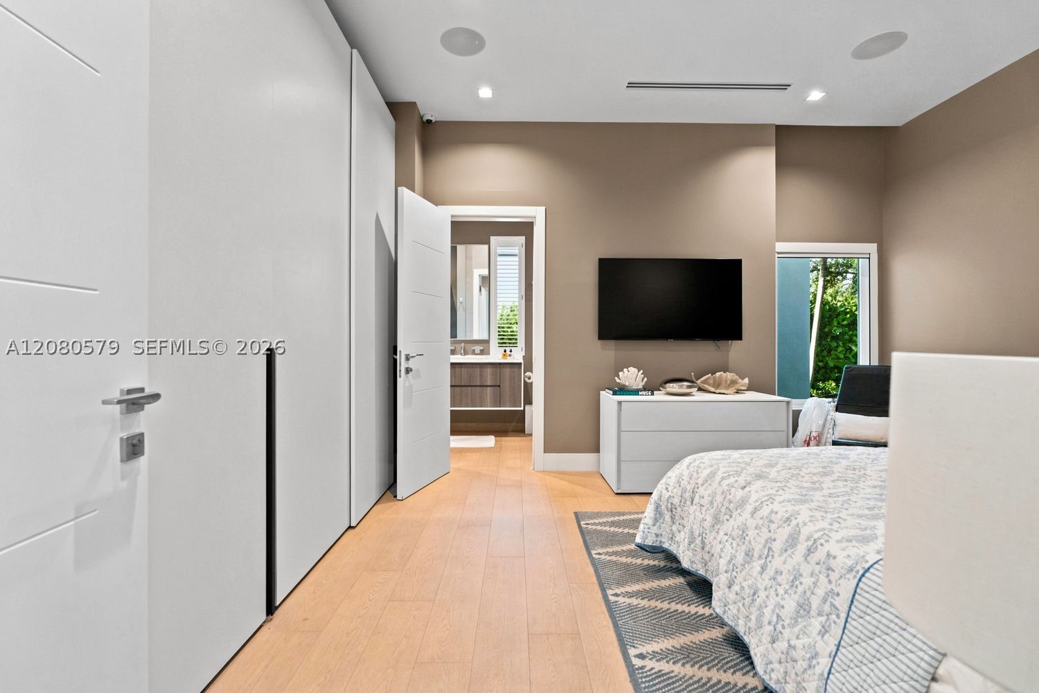 main property photo 63