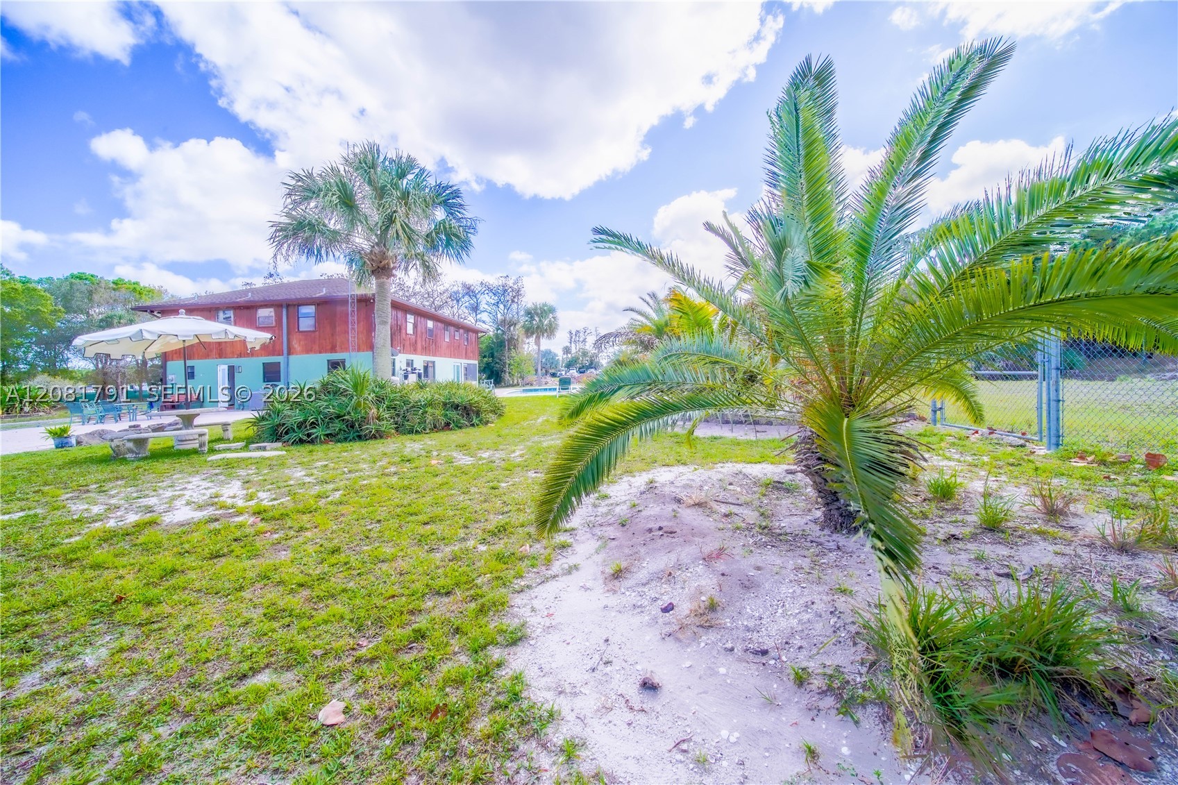 main property photo 80