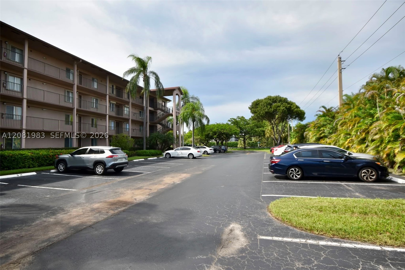 main property photo 32
