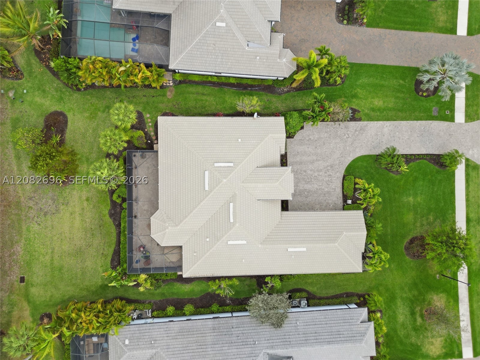 main property photo 50