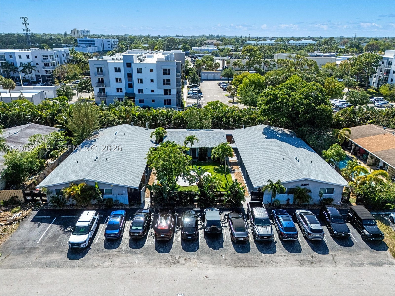 main property photo 14