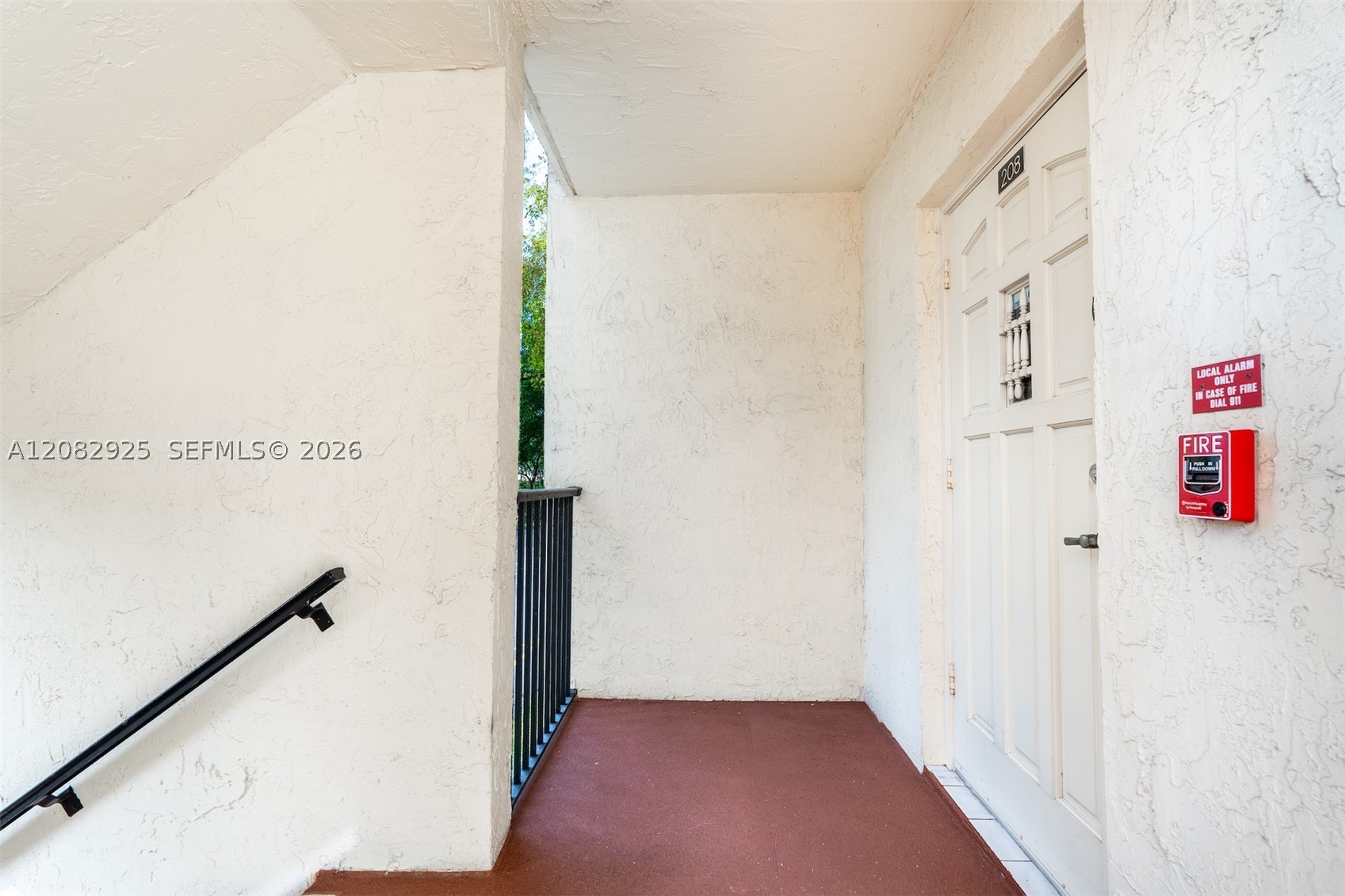 main property photo 29