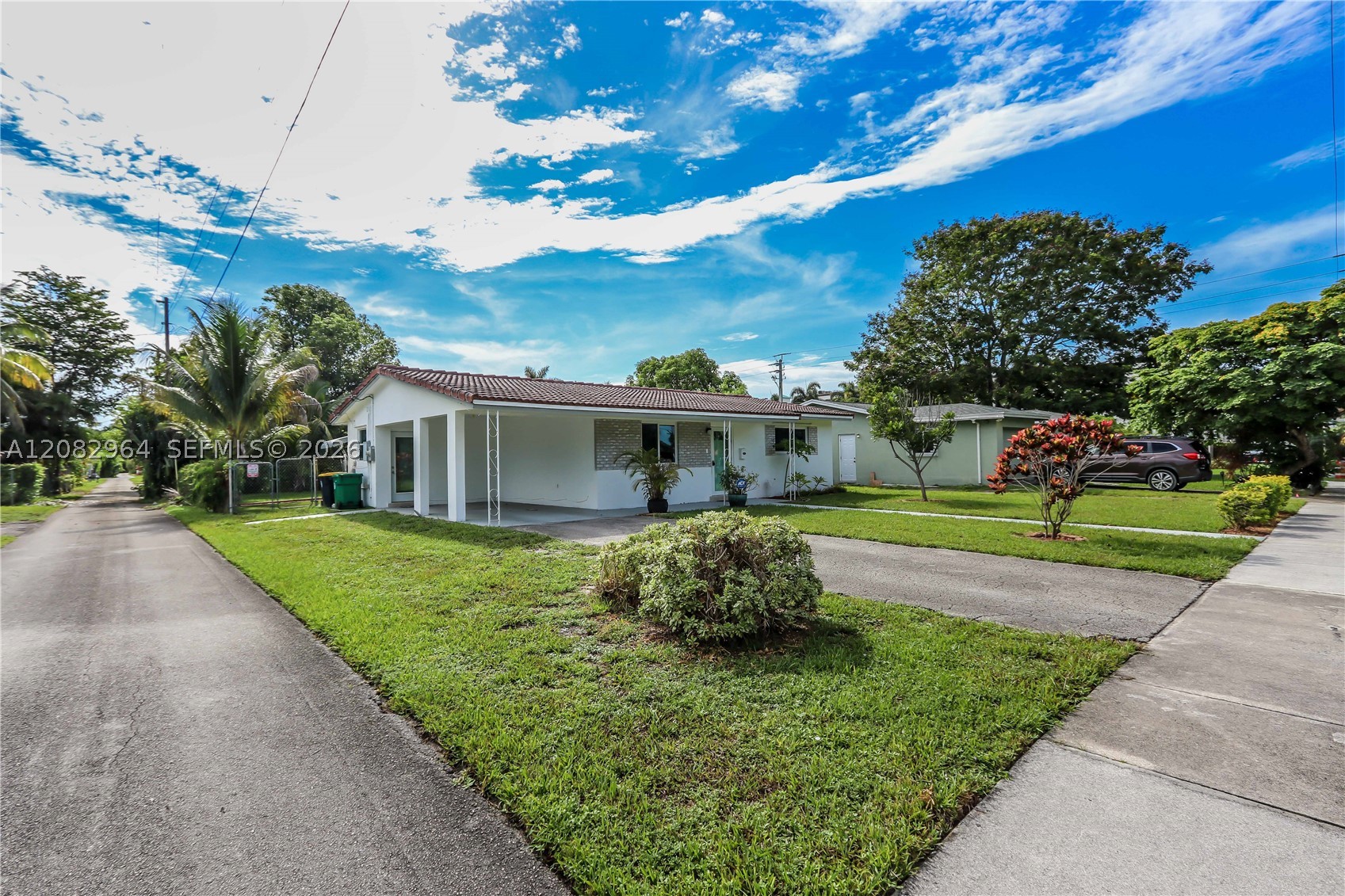 main property photo 9