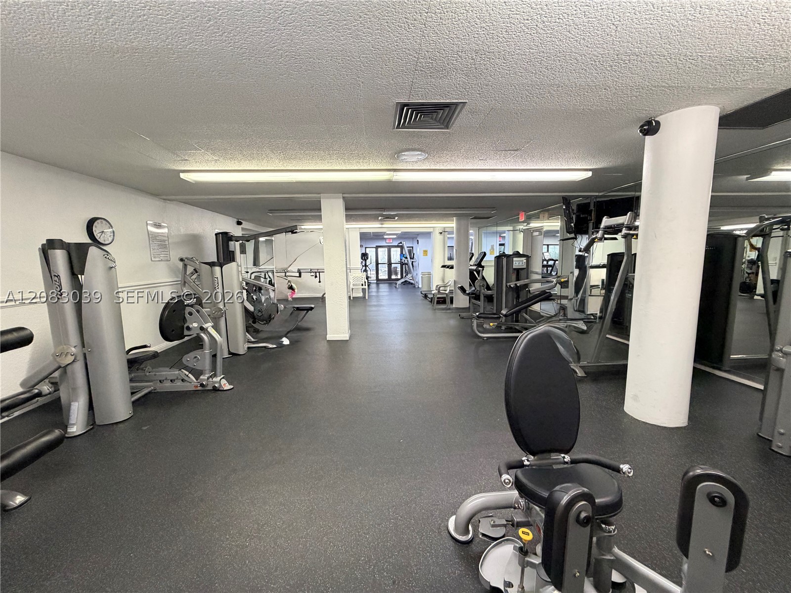 main property photo 50