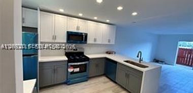 image of property with 1 Bed | 1 Bath | 740 Sqft