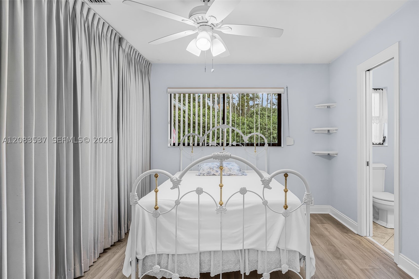 main property photo 15