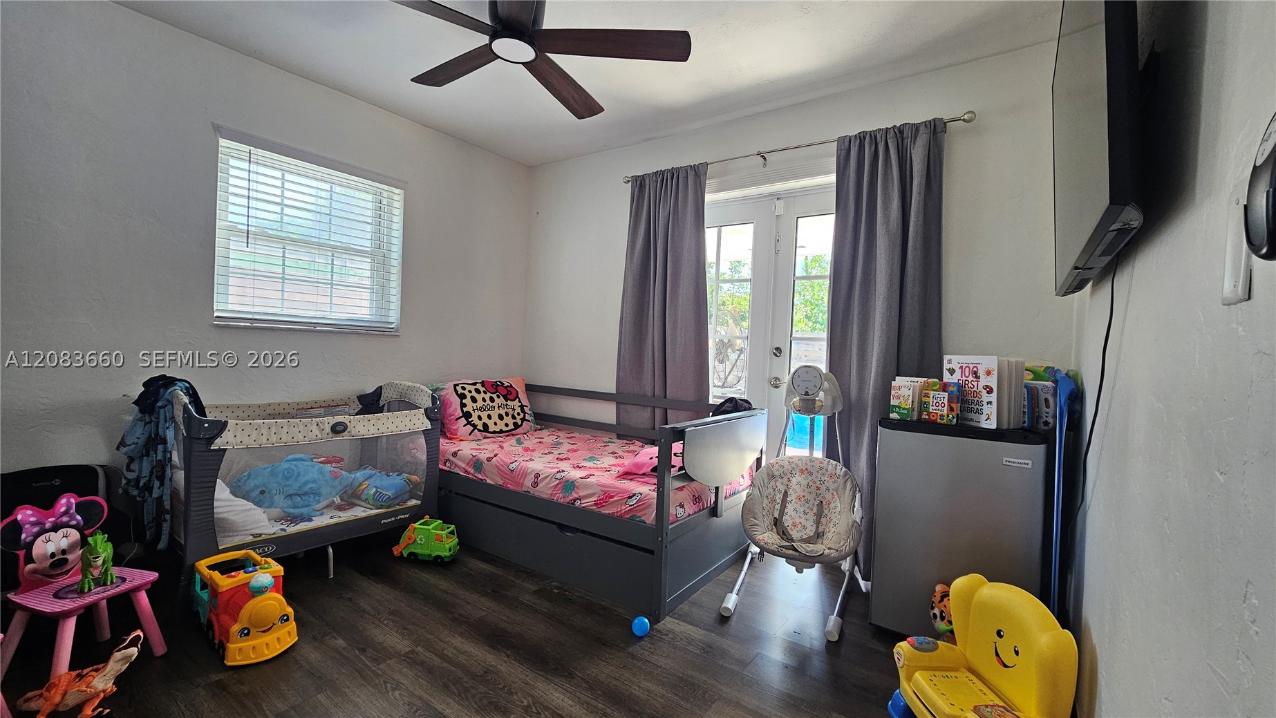 main property photo 18