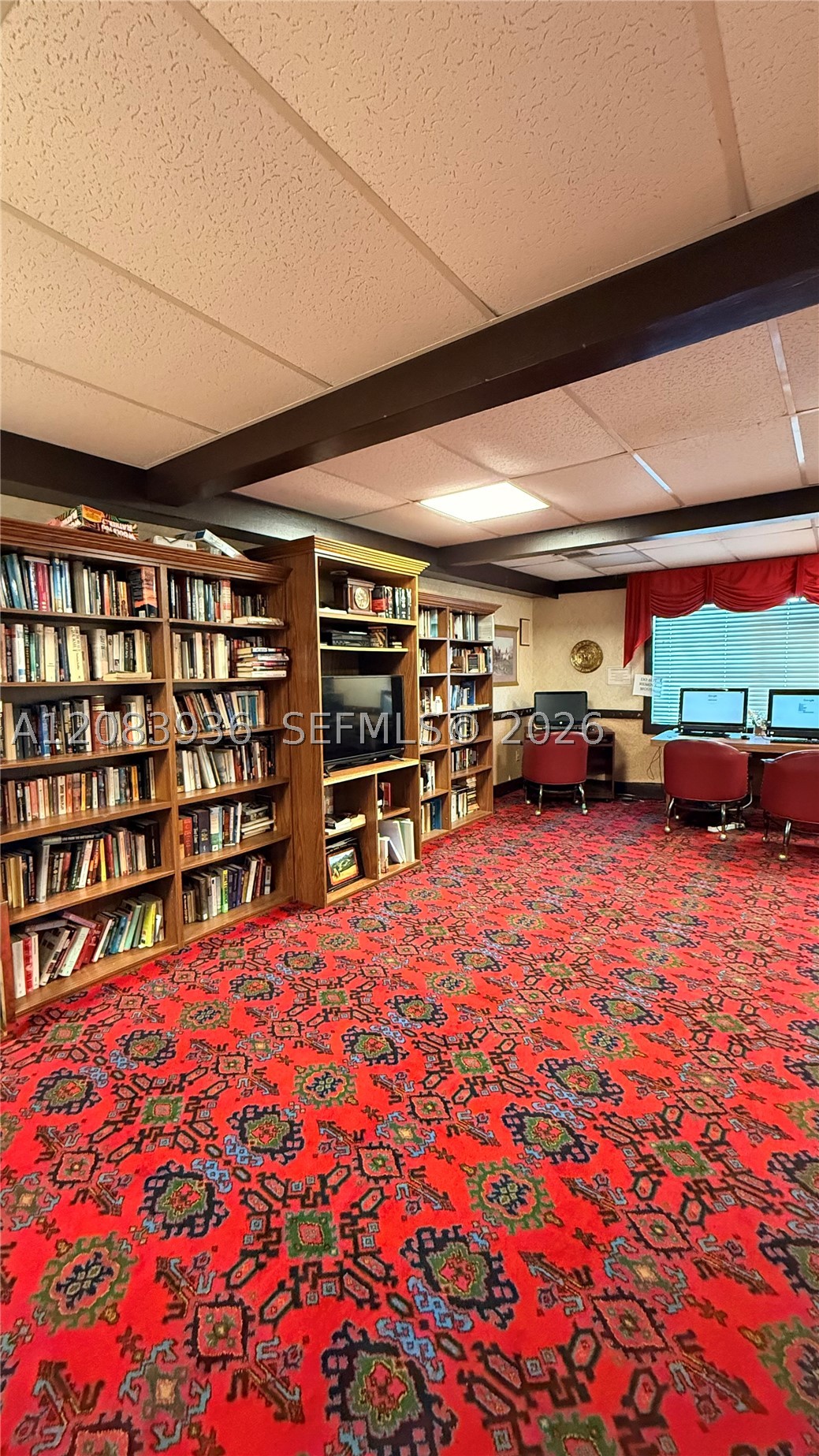 main property photo 34
