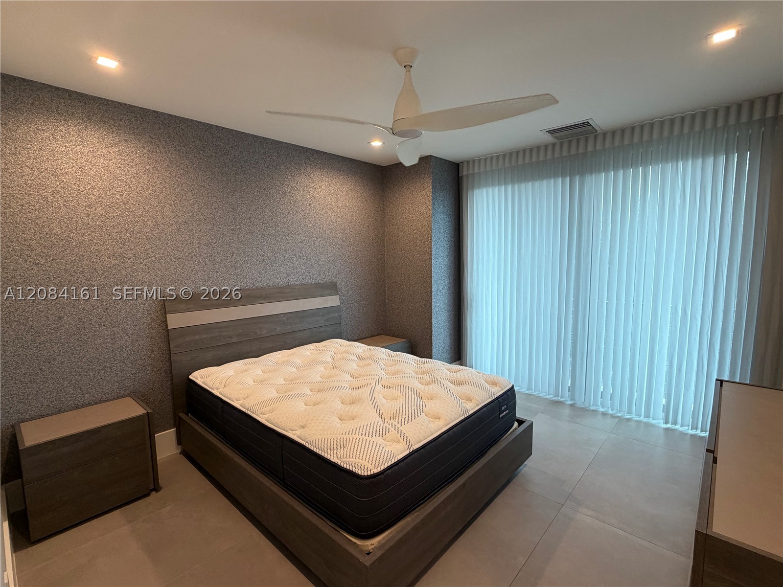 main property photo 70
