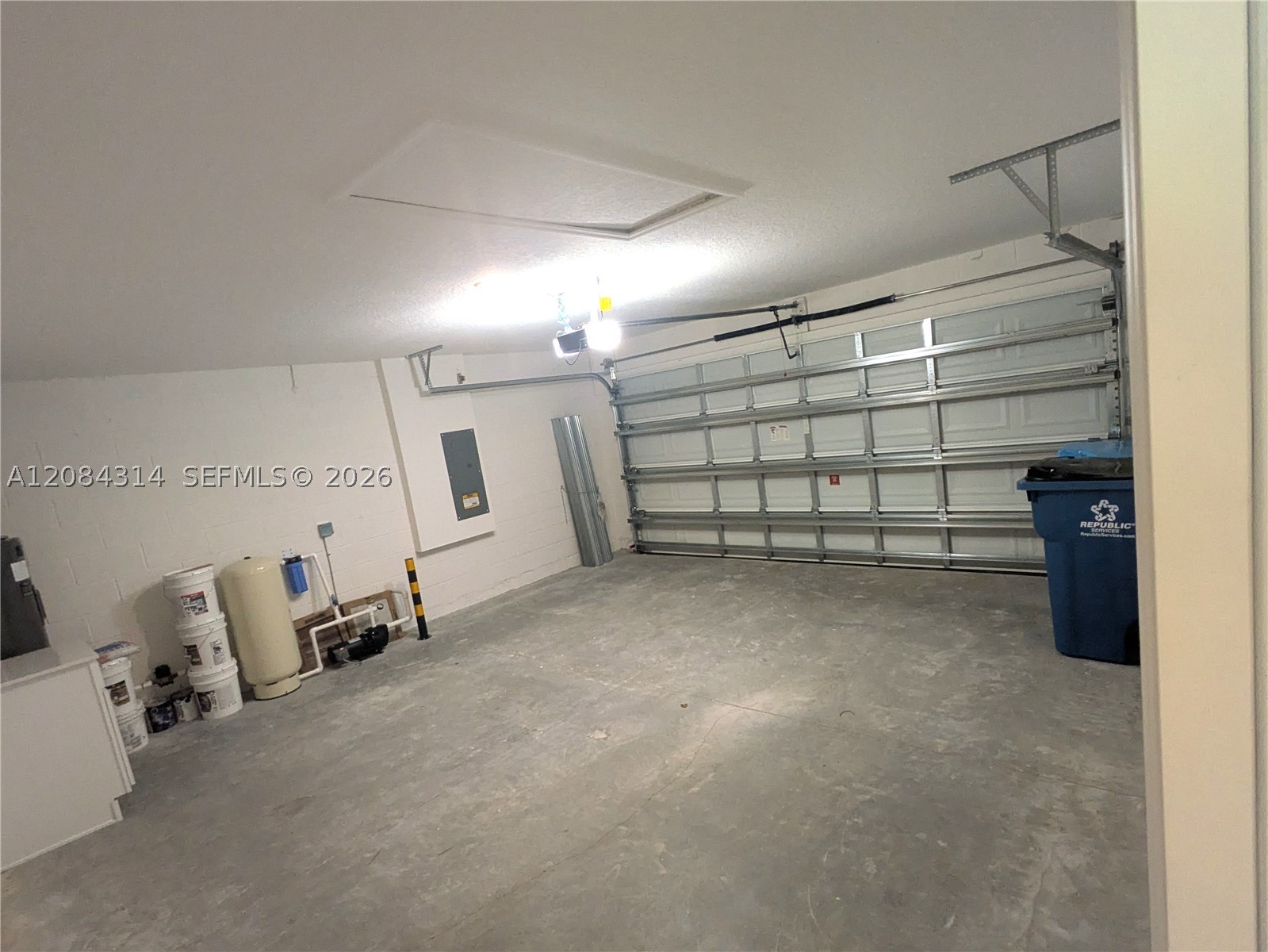 main property photo 67