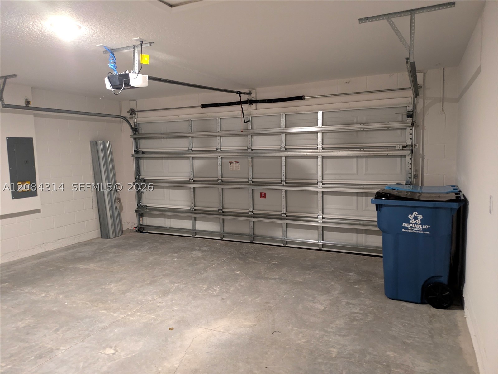 main property photo 70