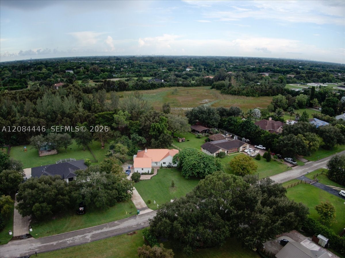 main property photo 59