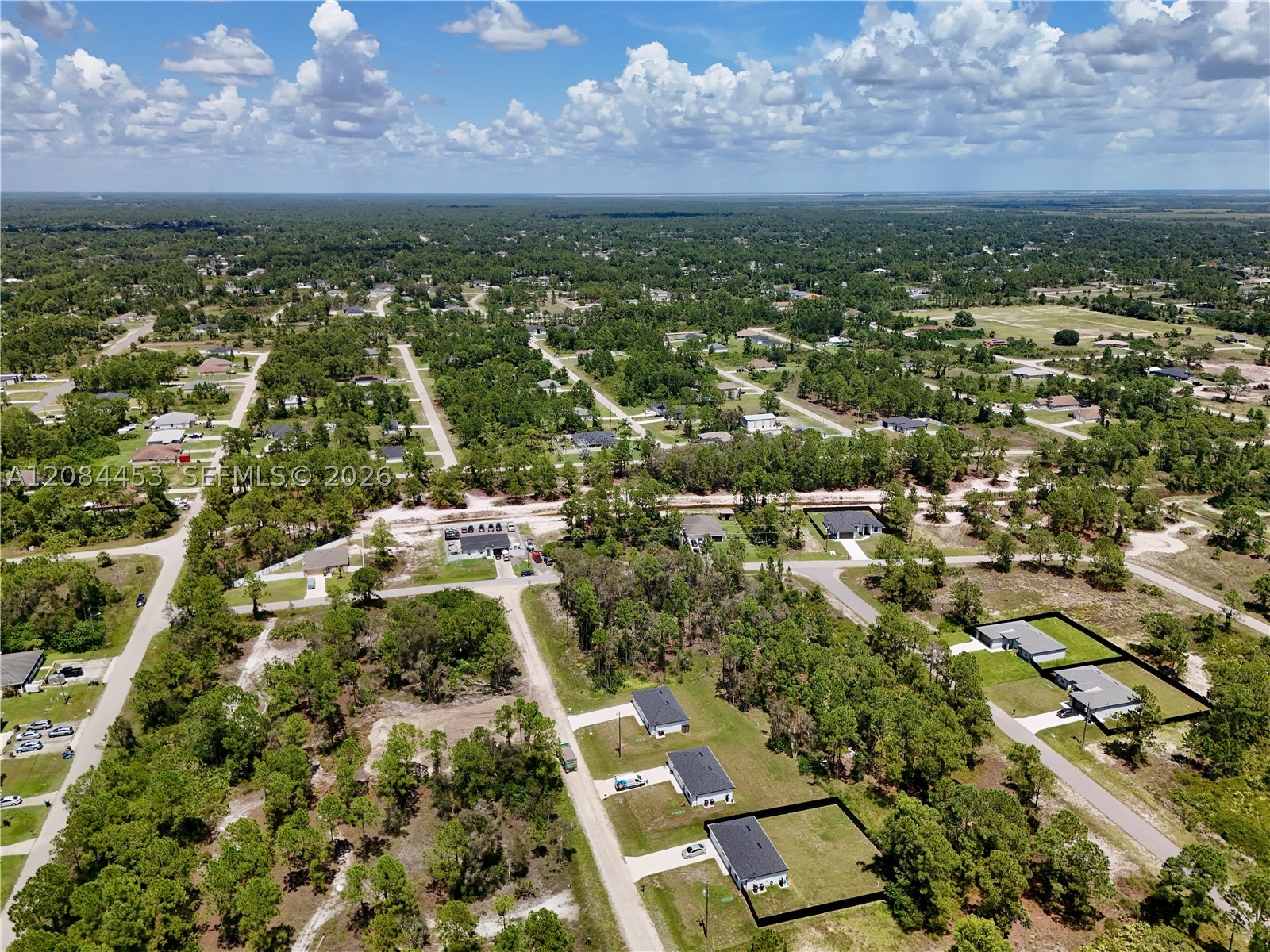 main property photo 12