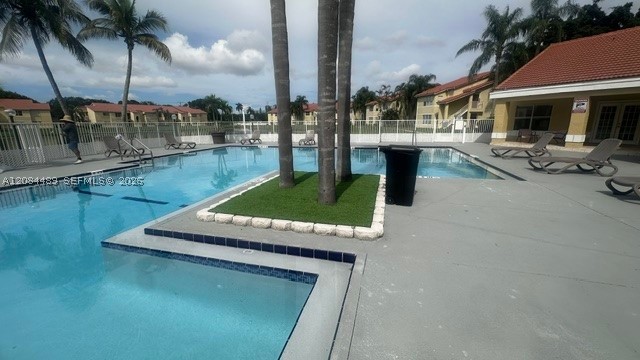 main property photo 35