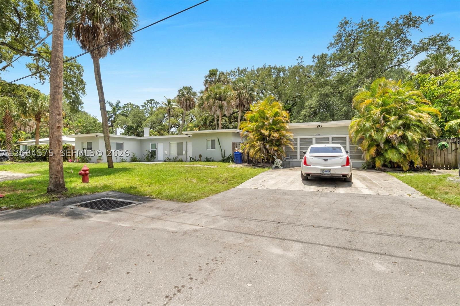 main property photo 12