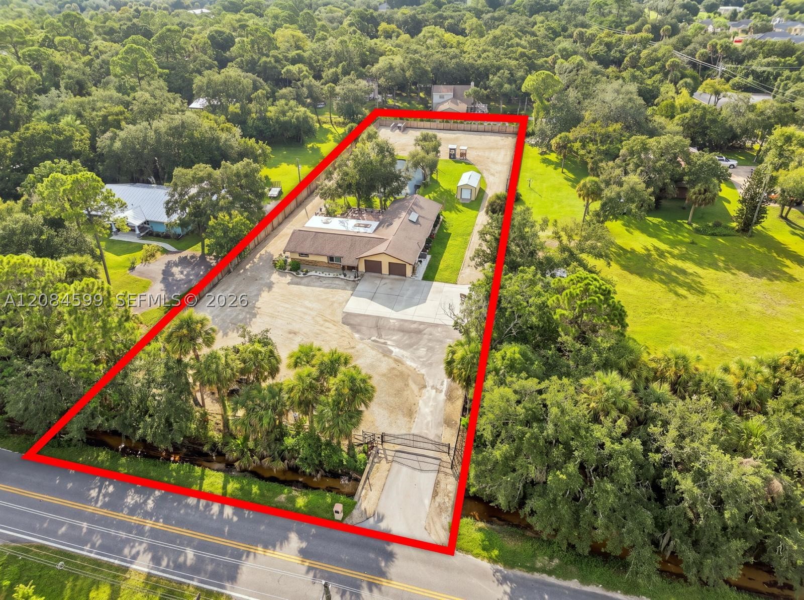 main property photo 2