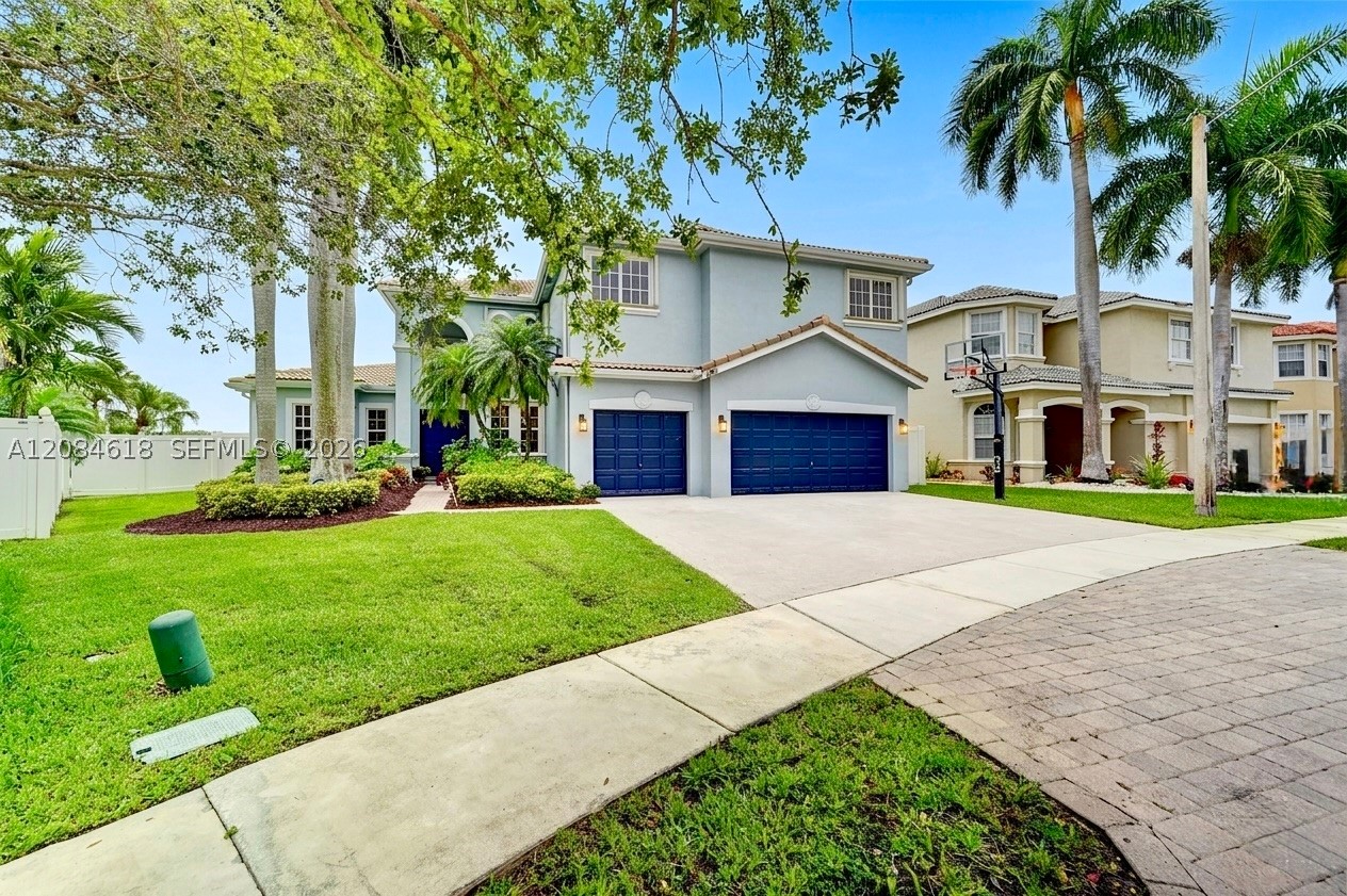 main property photo 3