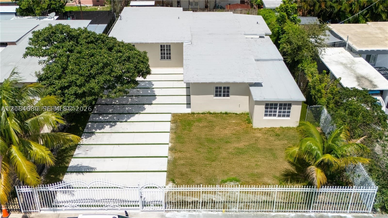 main property photo 30
