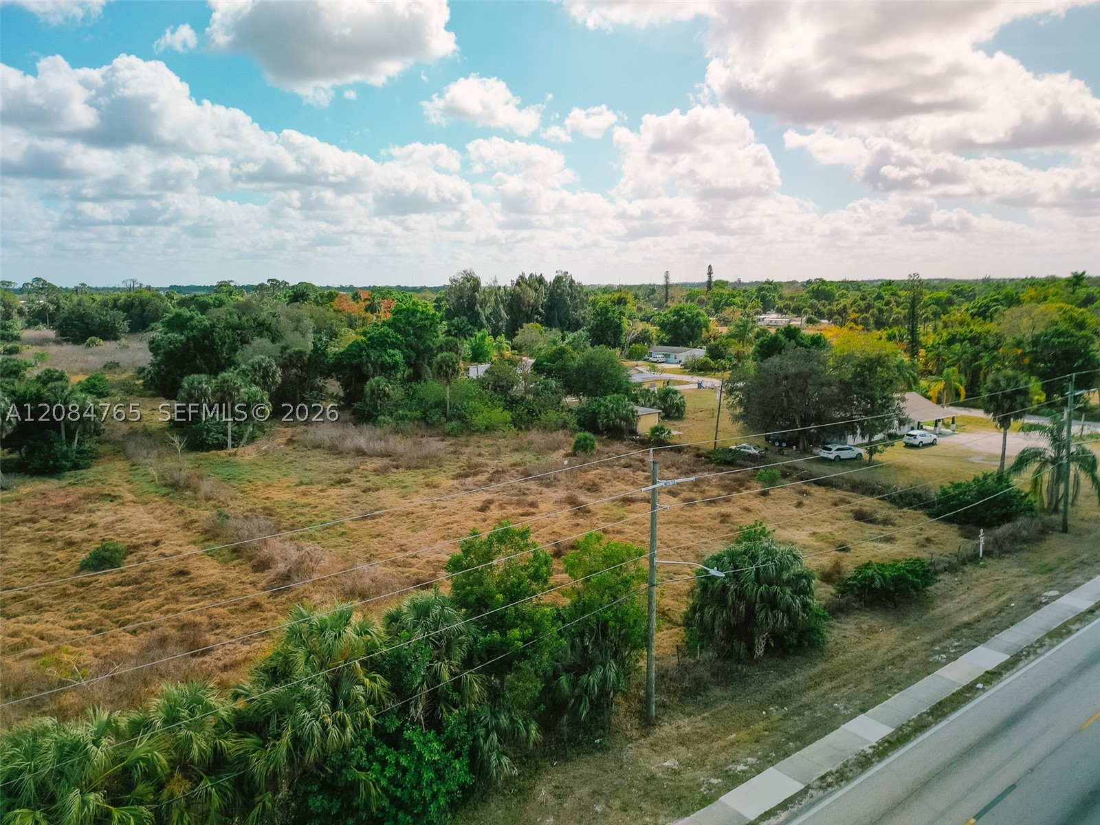 main property photo 15