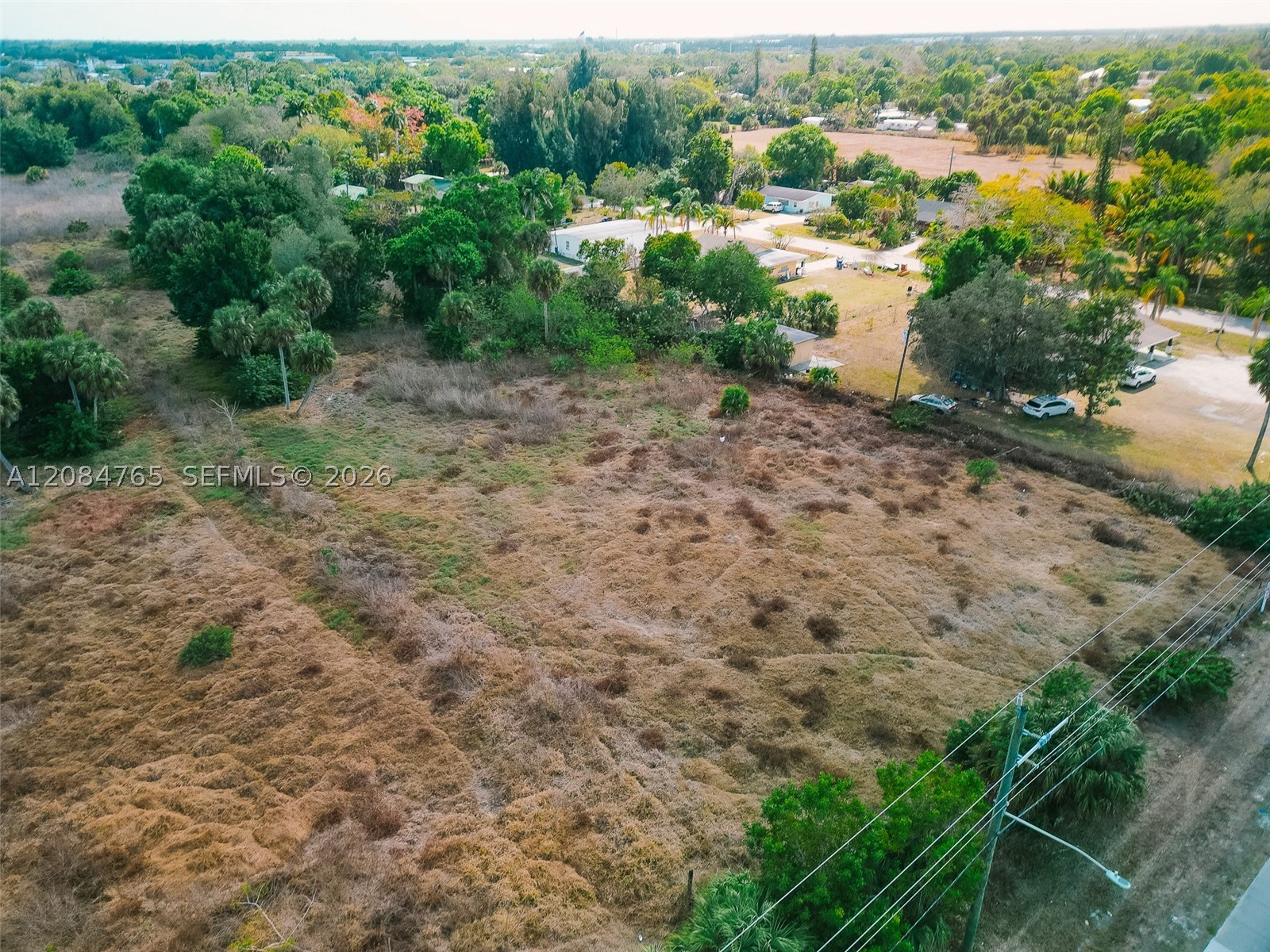 main property photo 16