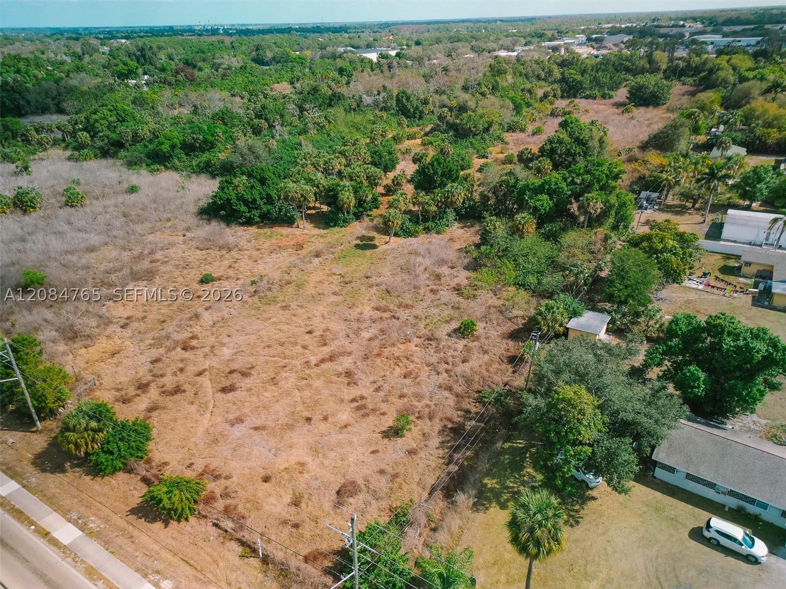 main property photo 17