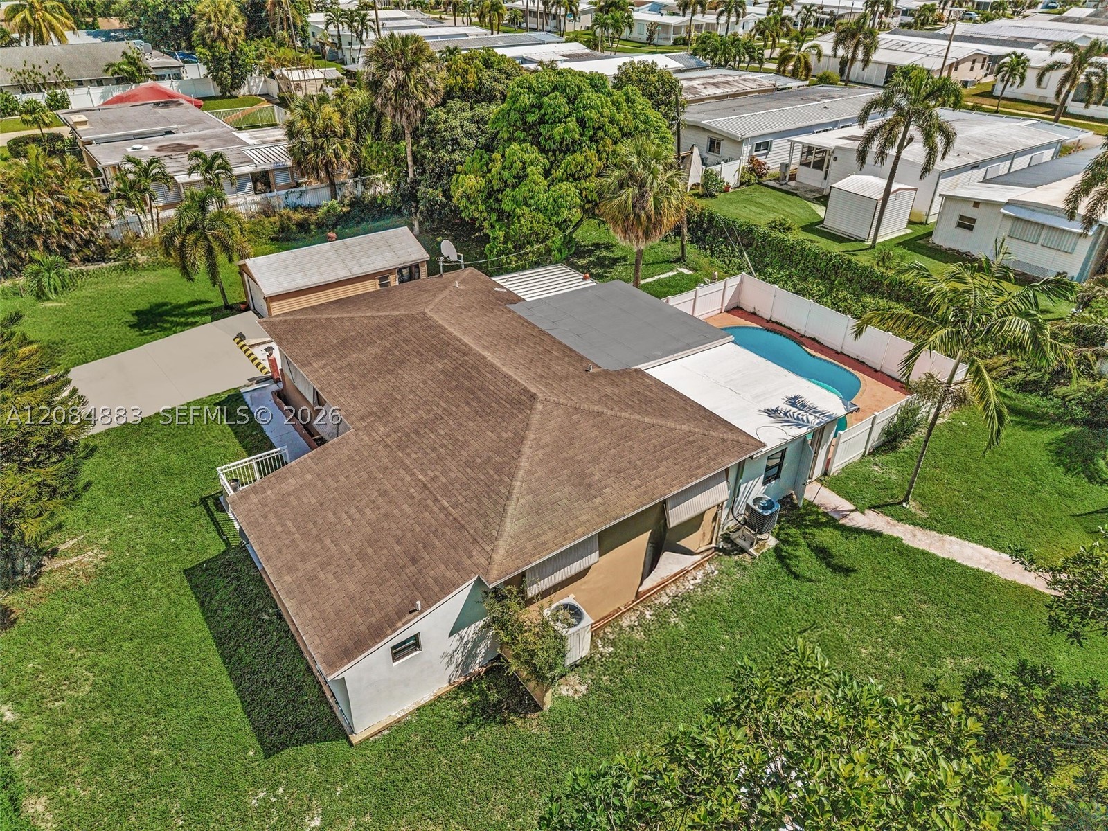 main property photo 74