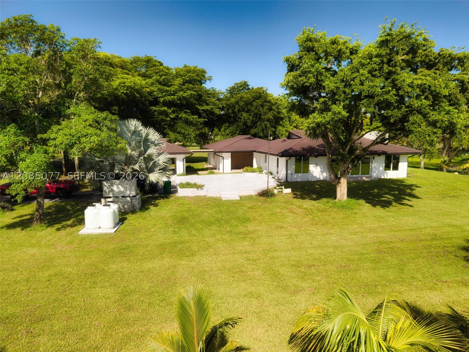 main property photo 77