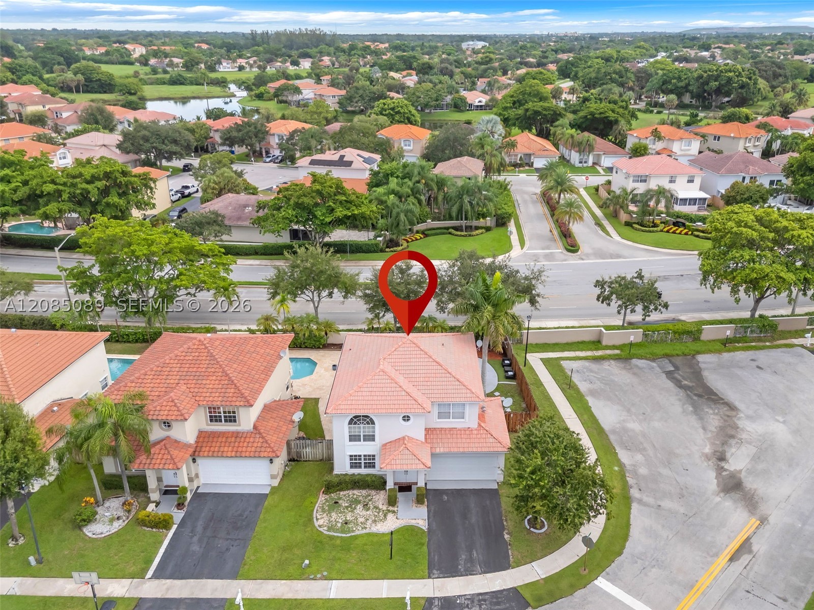 main property photo 25