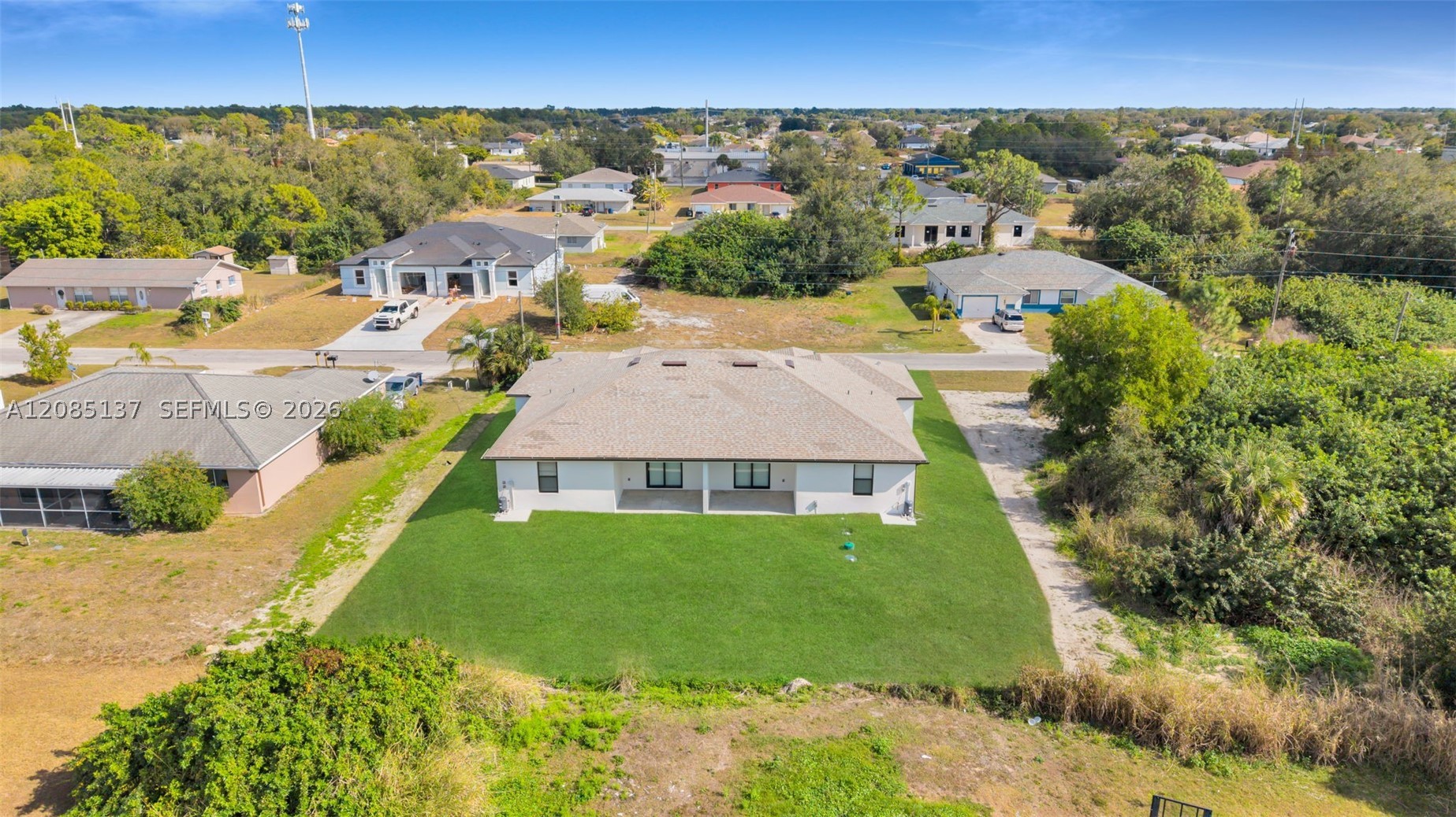 main property photo 32