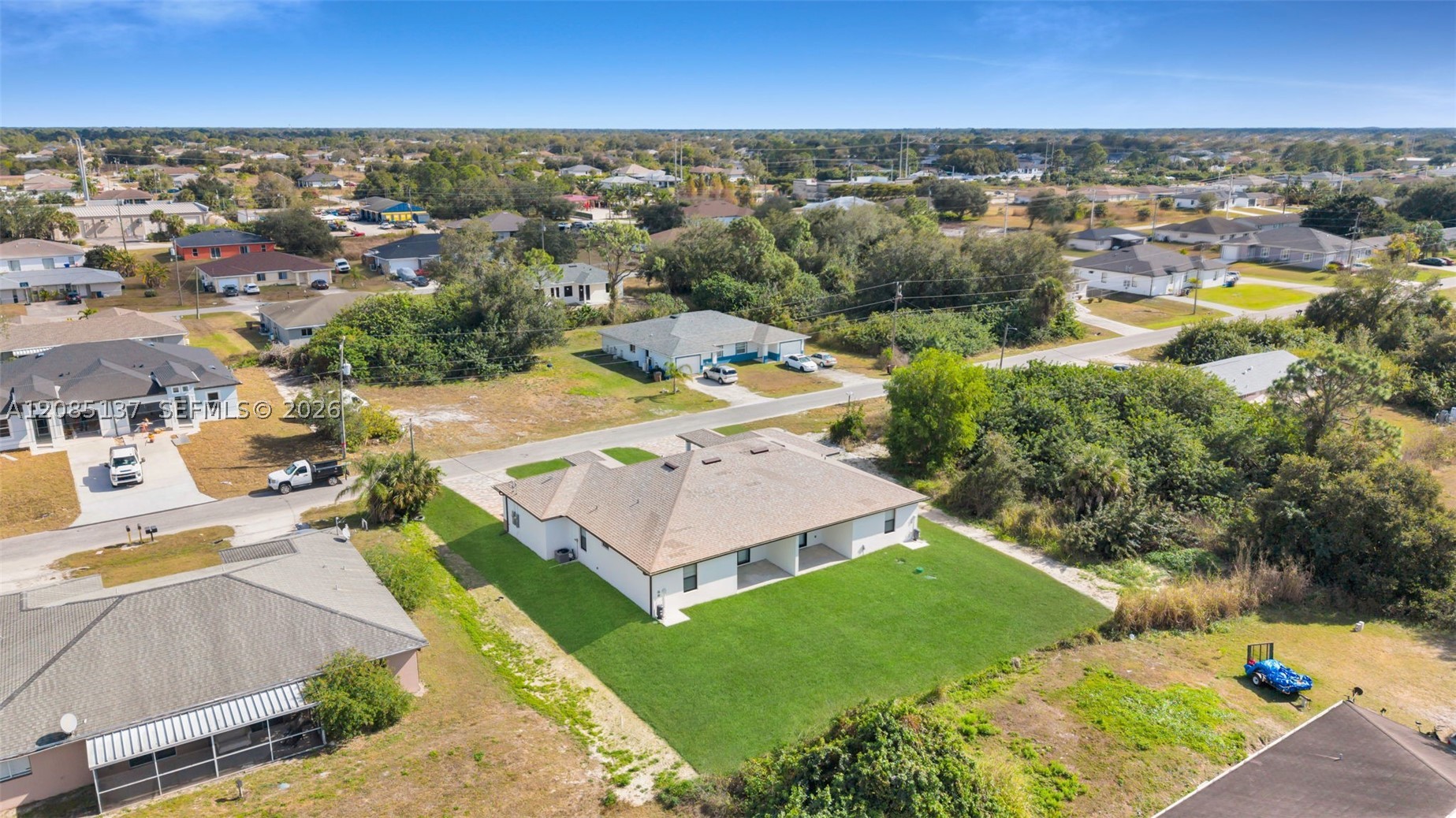 main property photo 33