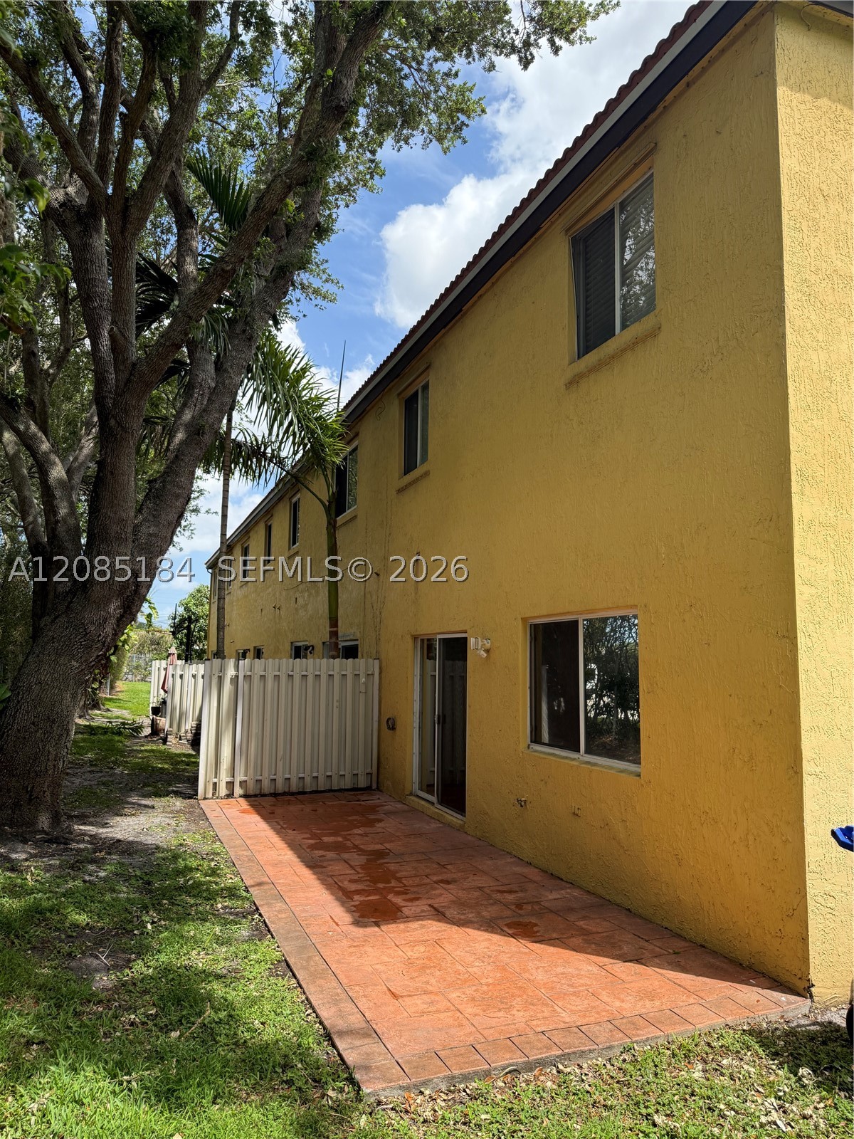main property photo 41