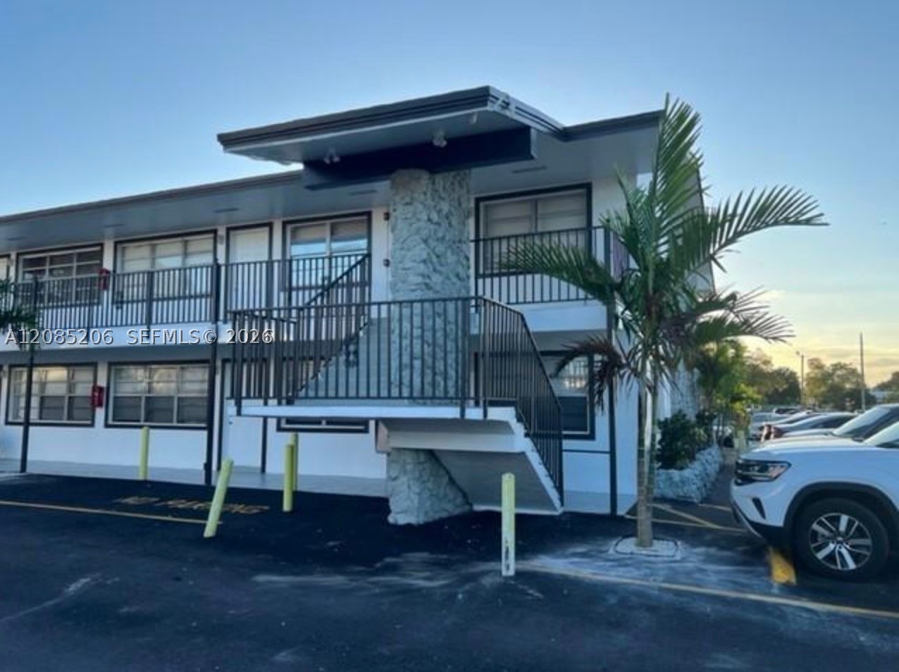 main property photo 18