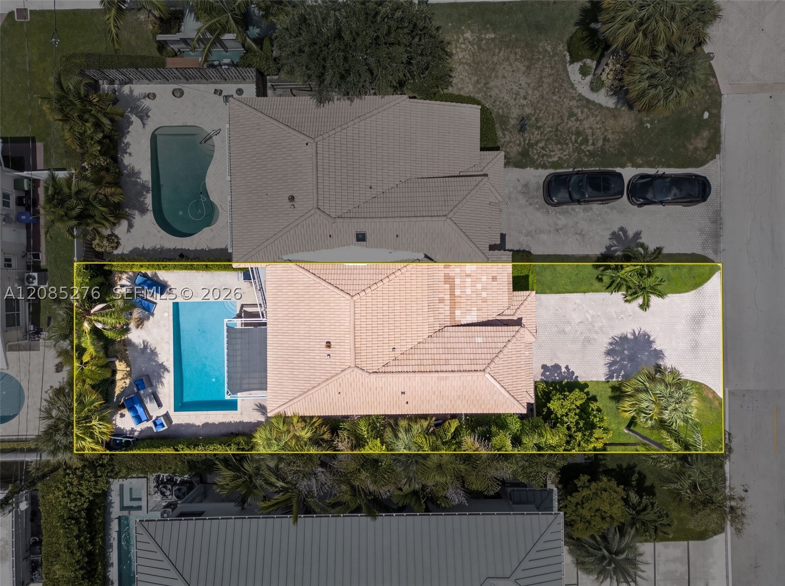 main property photo 27